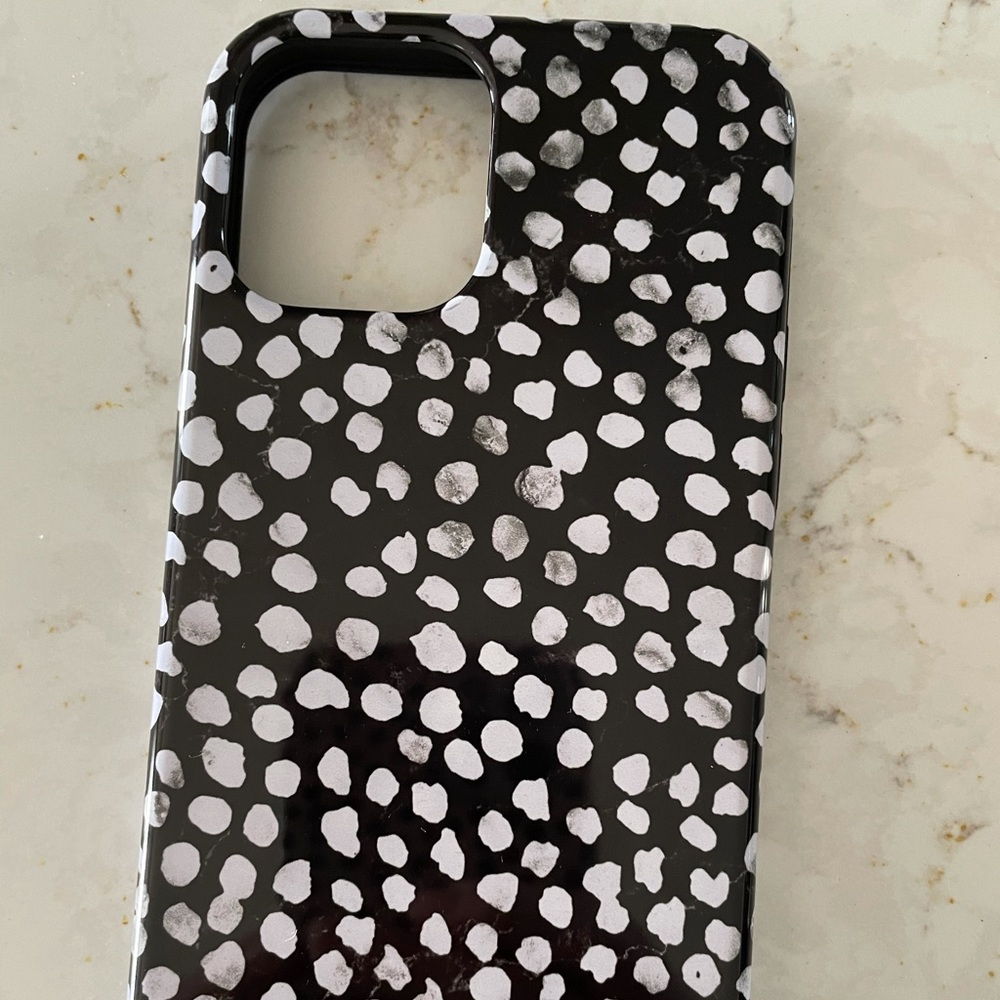 Burga iPhone 12 Pro phone case